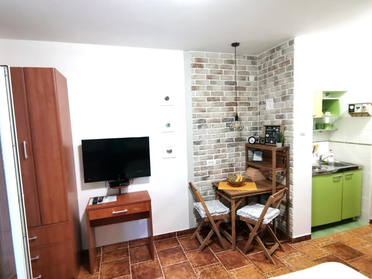 Apartments Maris Petrovac ภายนอก รูปภาพ