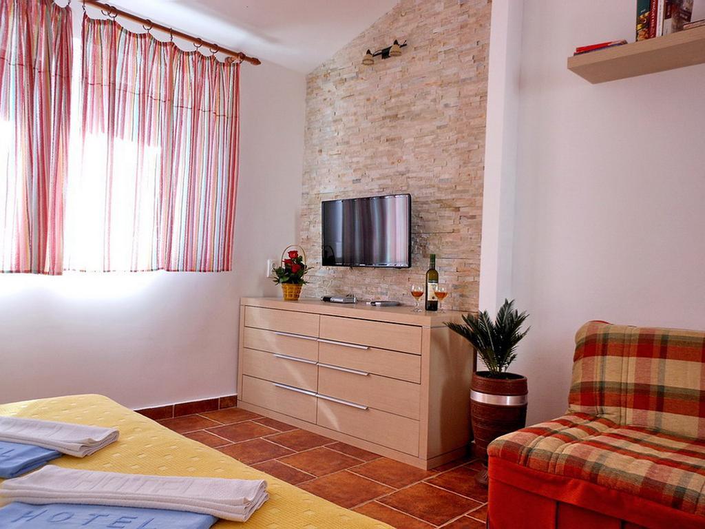 Apartments Maris Petrovac ภายนอก รูปภาพ